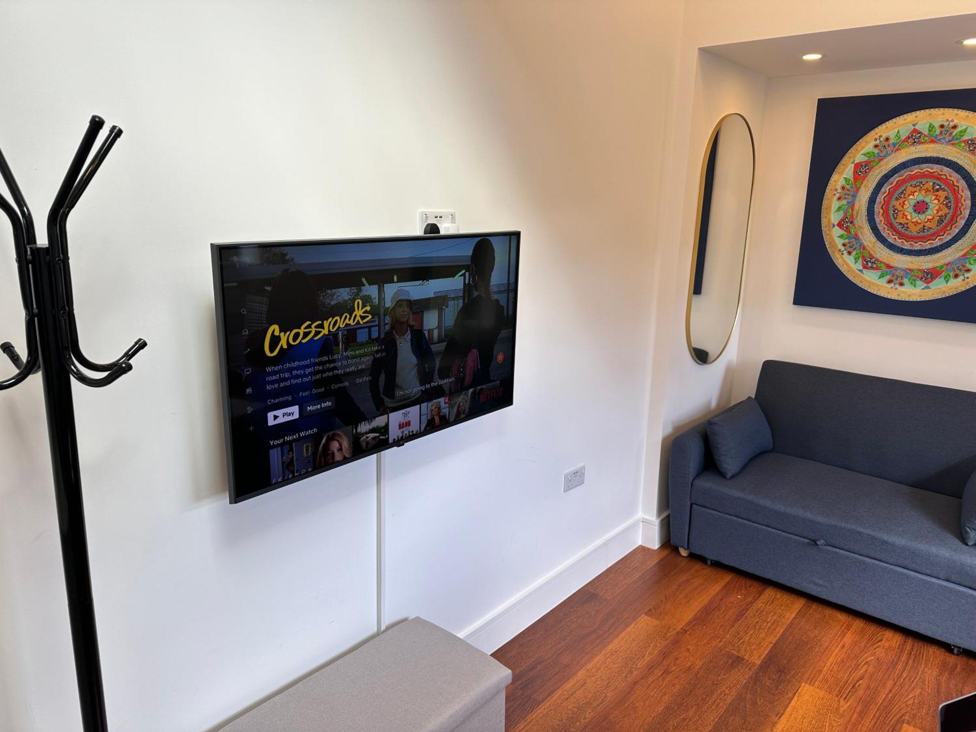 Bespoke Gallery Guesthouse 헨던 외부 사진